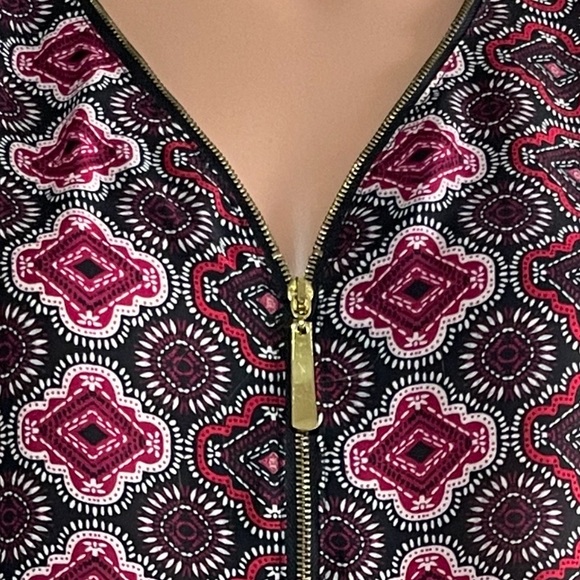 Tacera Blouse SZ - M - Picture 2 of 6